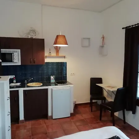 Guest house Casa Paz Y Mas 3*